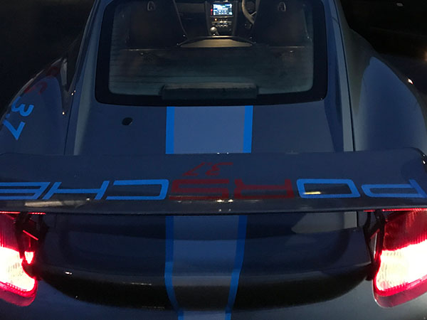 vehicle graphics and vehicle wraps