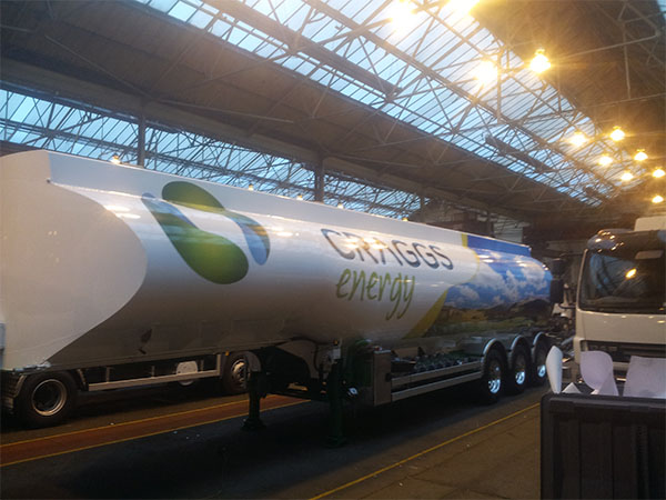 vehicle graphics and fleet vehicle graphics