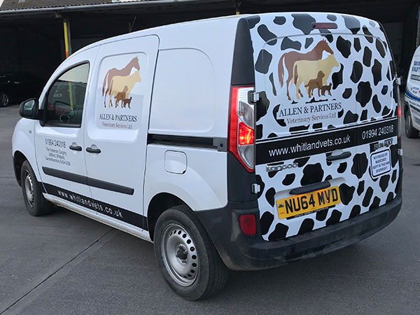 vehicle graphics and fleet vehicle graphics