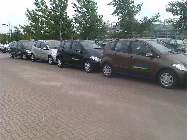 vehicle graphics and fleet vehicle graphics