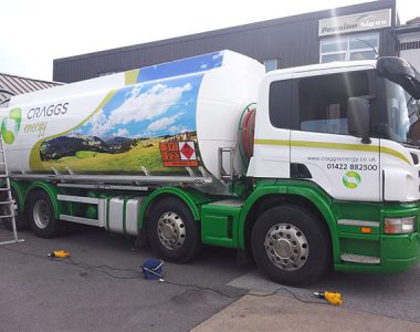vehicle graphics and fleet vehicle graphics